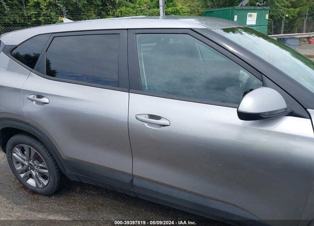 2021 KIA SELTOS LX VIN: KNDEPCAA0M7080990