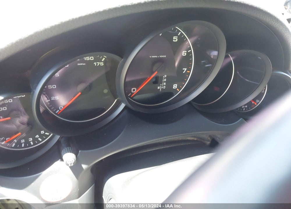 2016 PORSCHE CAYENNE VIN: WP1AA2A28GLA09825
