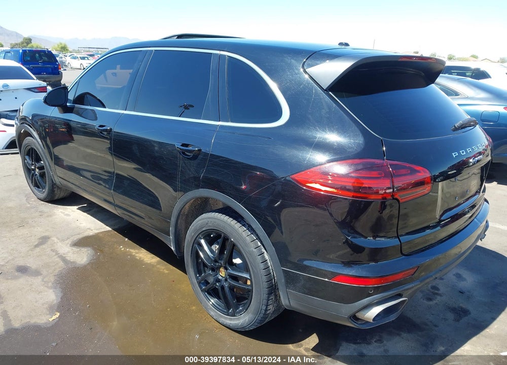 2016 PORSCHE CAYENNE VIN: WP1AA2A28GLA09825