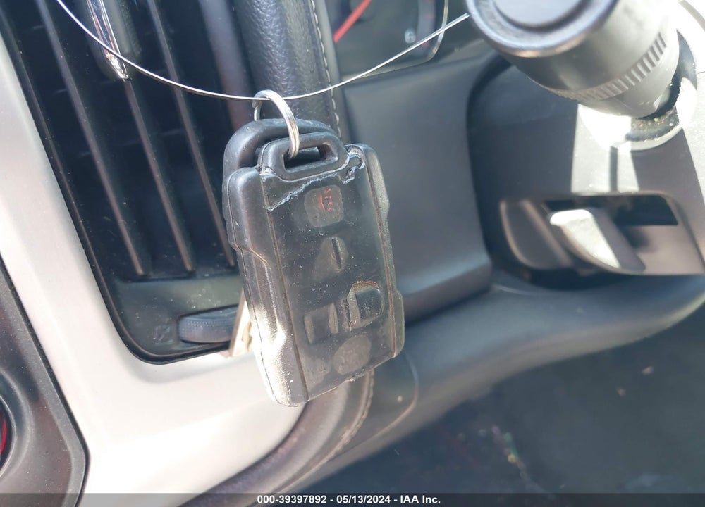 2015 GMC SIERRA 1500 SLE VIN: 1GTV2UEH4FZ173580