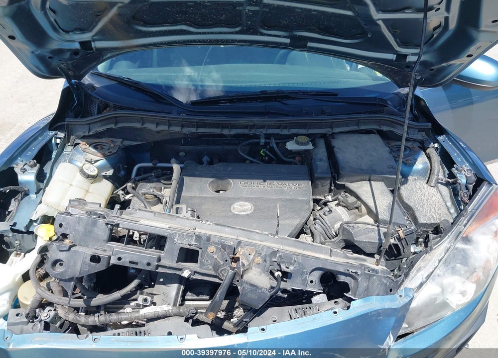 2011 MAZDA 3 VIN: JM1BL1UG5B1377787