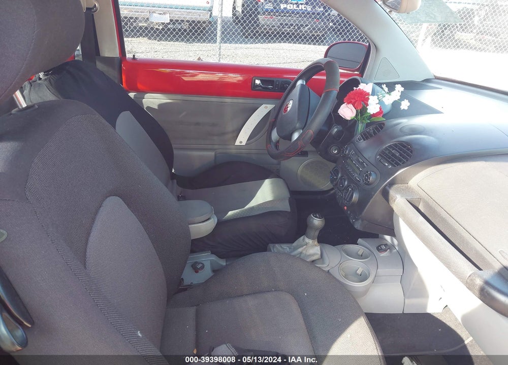 2003 VOLKSWAGEN NEW BEETLE GLS 2.0L VIN: 3VWCK21CX3M408919