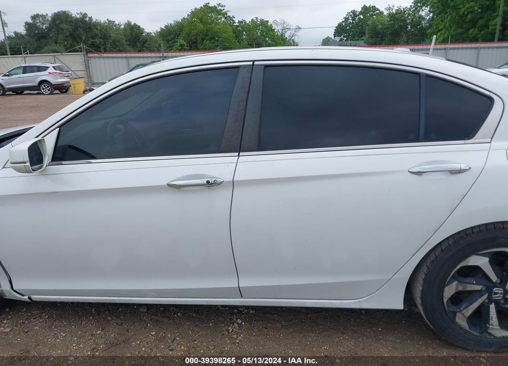 2017 HONDA ACCORD EX-L VIN: 1HGCR2F92HA062267