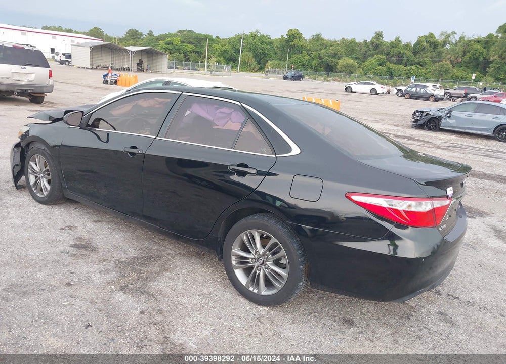 2016 TOYOTA CAMRY SE VIN: 4T1BF1FK2GU253552