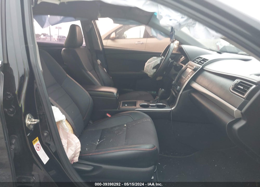 2016 TOYOTA CAMRY SE VIN: 4T1BF1FK2GU253552