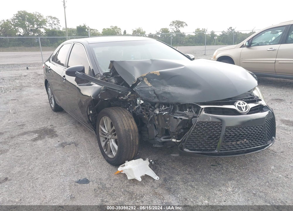 2016 TOYOTA CAMRY SE VIN: 4T1BF1FK2GU253552