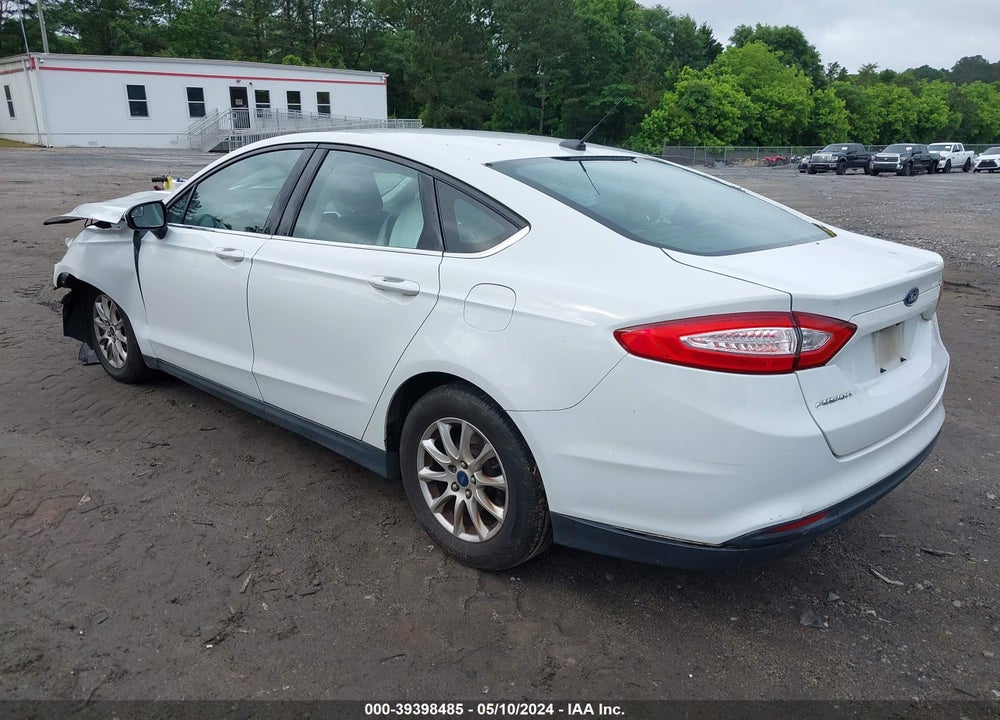 2015 FORD FUSION S VIN: 1FA6P0G76F5110982
