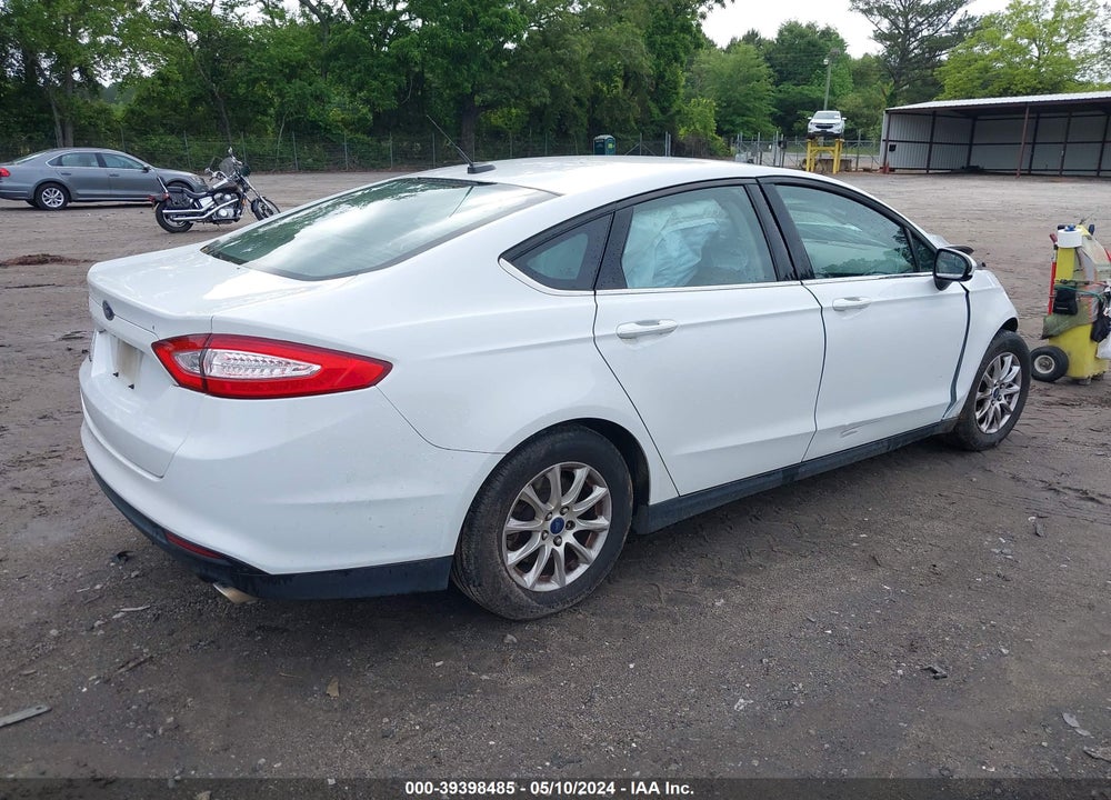 2015 FORD FUSION S VIN: 1FA6P0G76F5110982