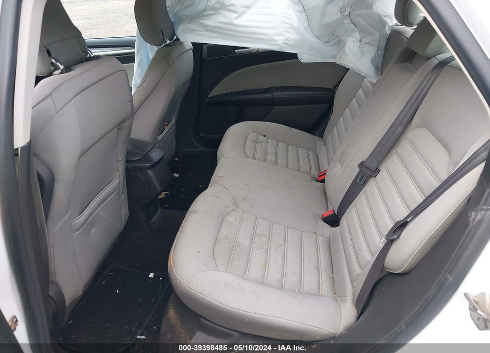 2015 FORD FUSION S VIN: 1FA6P0G76F5110982