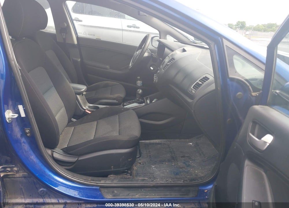 2017 KIA FORTE LX VIN: 3KPFK4A75HE061080