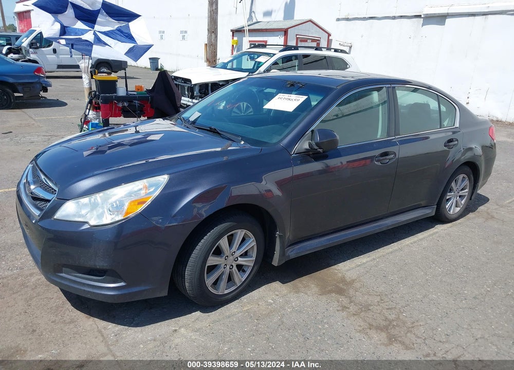 2011 SUBARU LEGACY 2.5I PREMIUM VIN: 4S3BMBG66B3233885