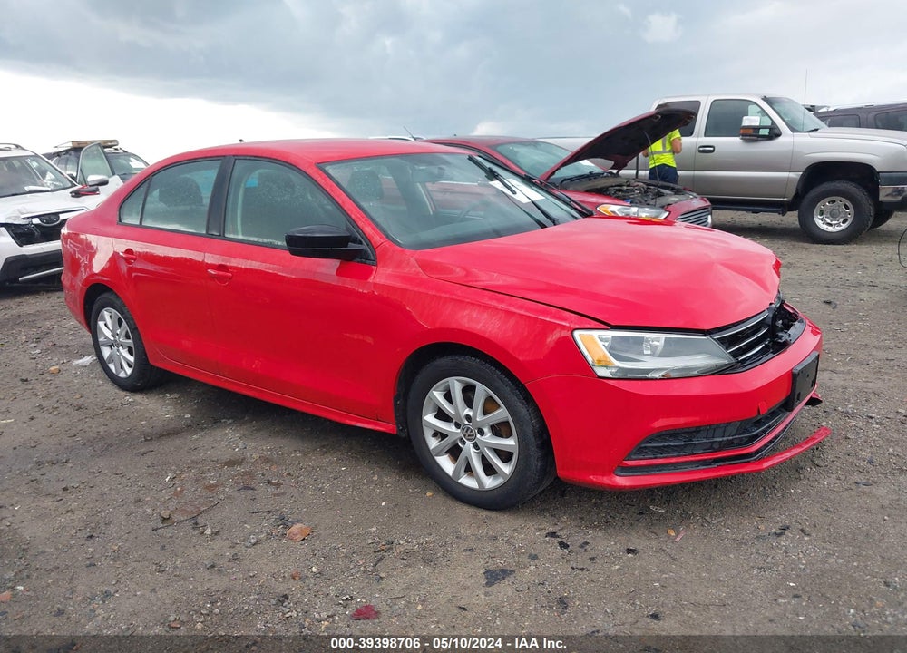 2015 VOLKSWAGEN JETTA 1.8T SE VIN: 3VWD17AJ5FM256992