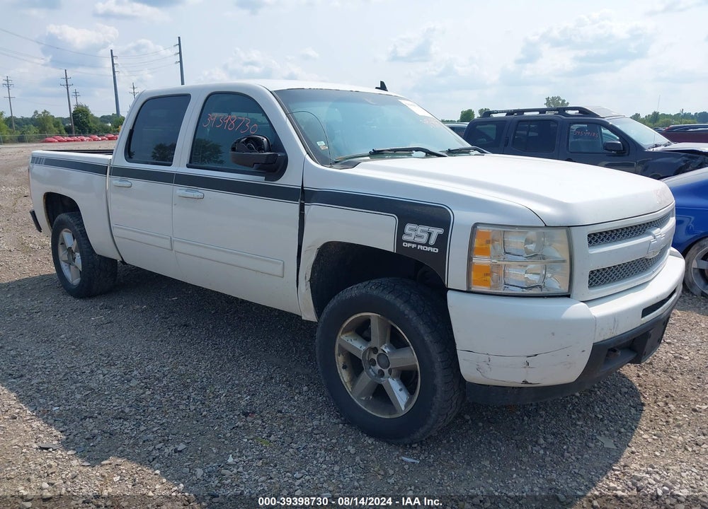 2011 CHEVROLET SILVERADO 1500 LT VIN: 3GCPKSE37BG323807