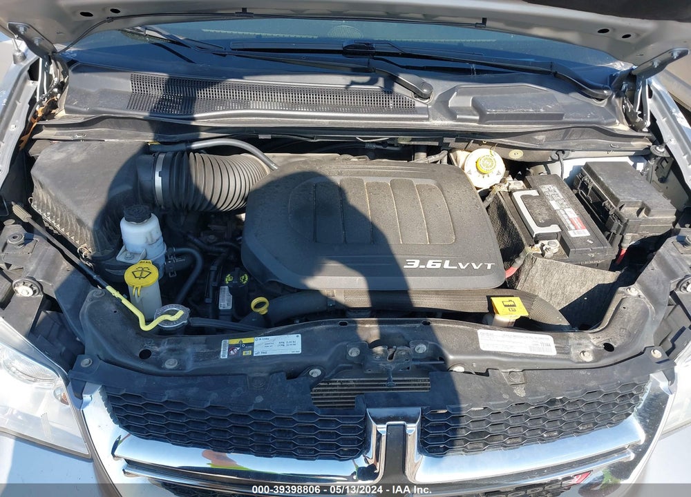 2018 DODGE GRAND CARAVAN SXT VIN: 2C4RDGCG6JR214639