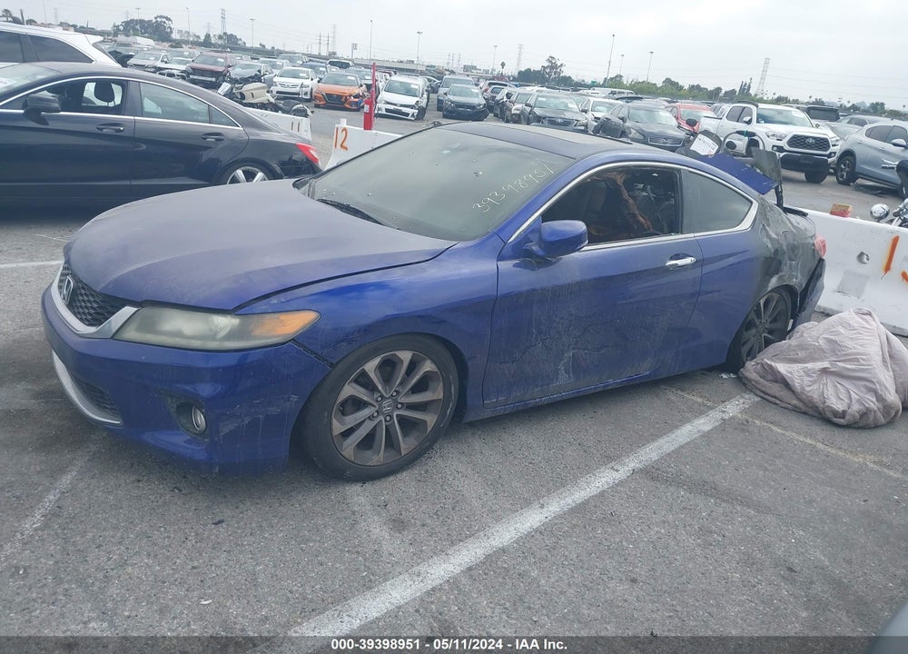 2013 HONDA ACCORD EX-L V-6 VIN: 1HGCT2B81DA002120