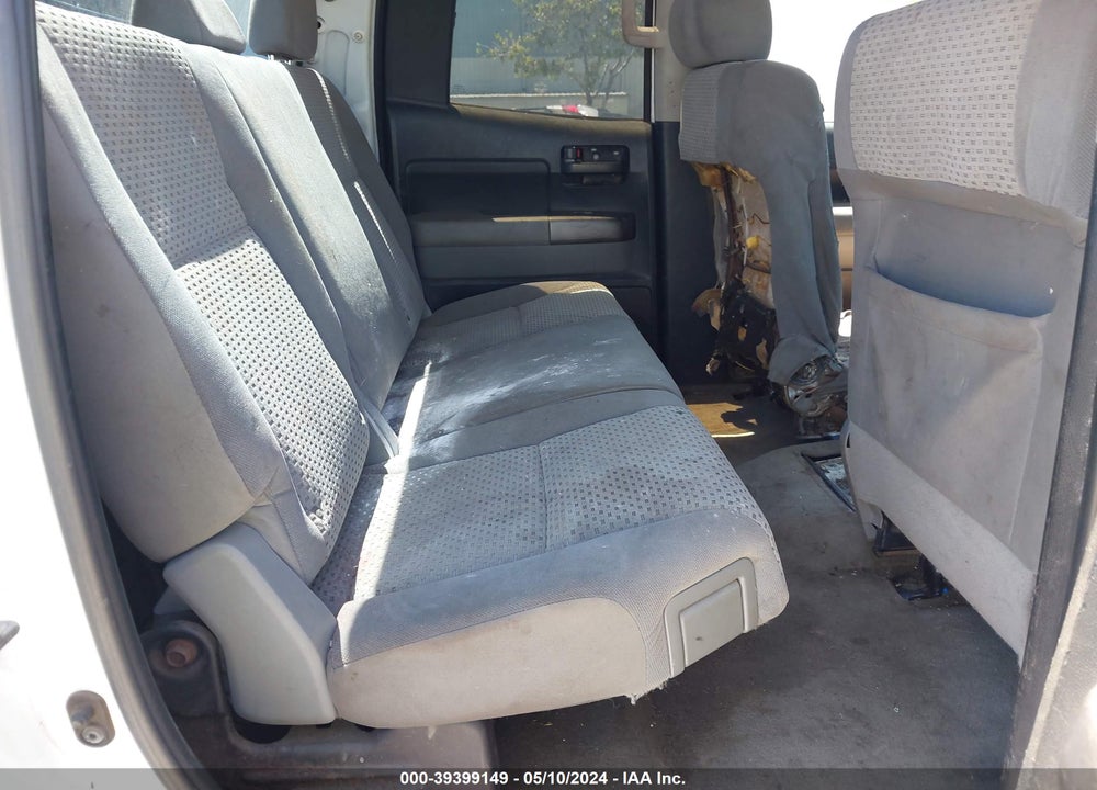 2011 TOYOTA TUNDRA GRADE 4.6L V8 VIN: 5TFUM5F11BX022280