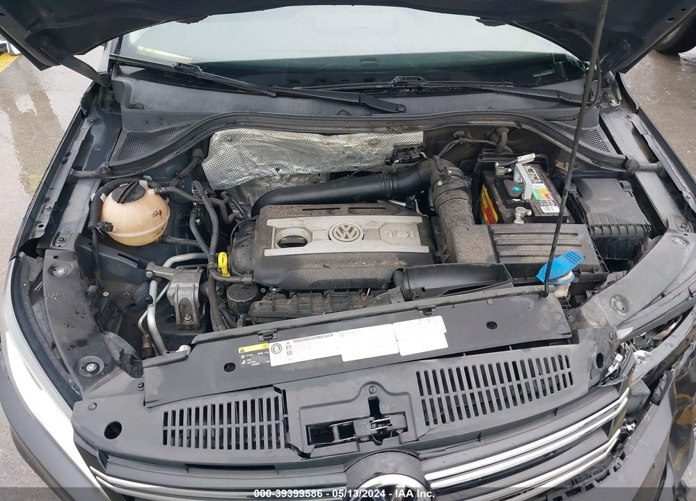 2016 VOLKSWAGEN TIGUAN S VIN: WVGBV7AX6GW567685