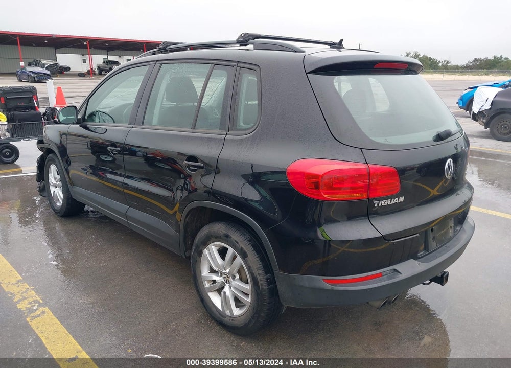 2016 VOLKSWAGEN TIGUAN S VIN: WVGBV7AX6GW567685