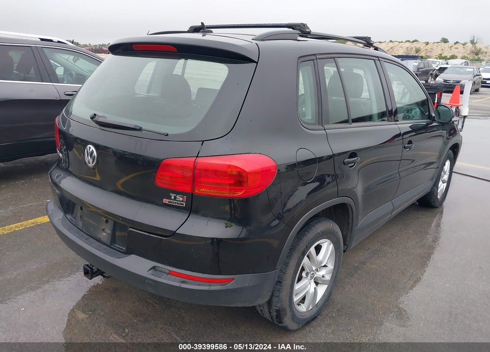 2016 VOLKSWAGEN TIGUAN S VIN: WVGBV7AX6GW567685