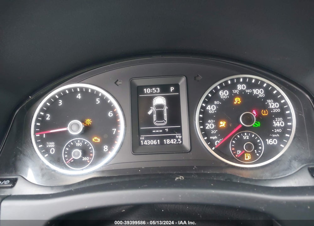 2016 VOLKSWAGEN TIGUAN S VIN: WVGBV7AX6GW567685