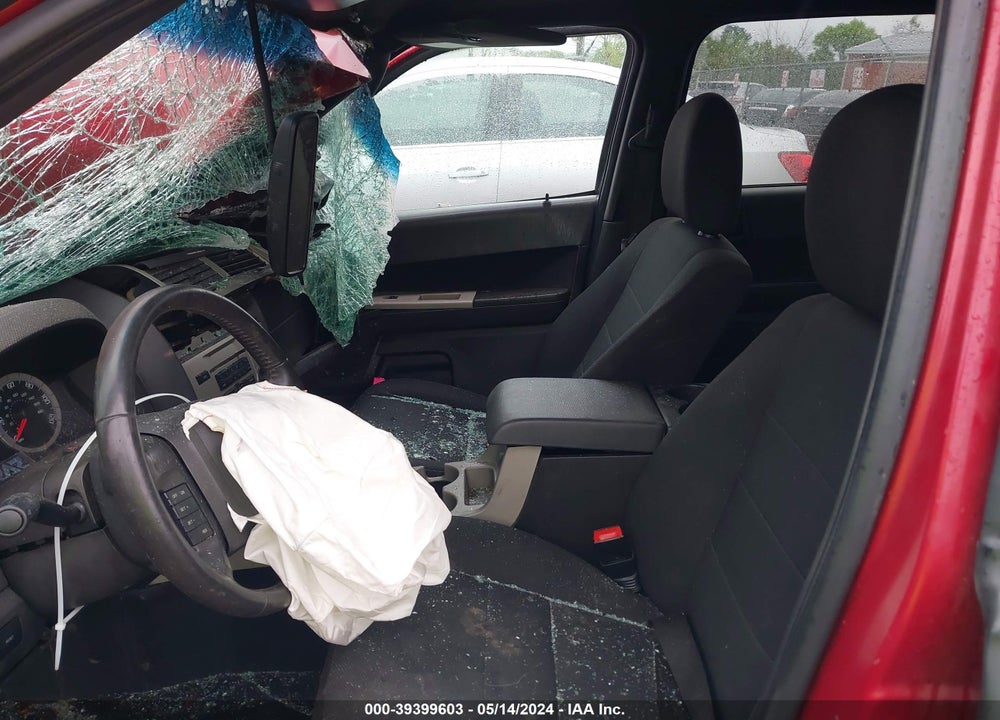 2010 FORD ESCAPE XLT VIN: 1FMCU9DG7AKA30871