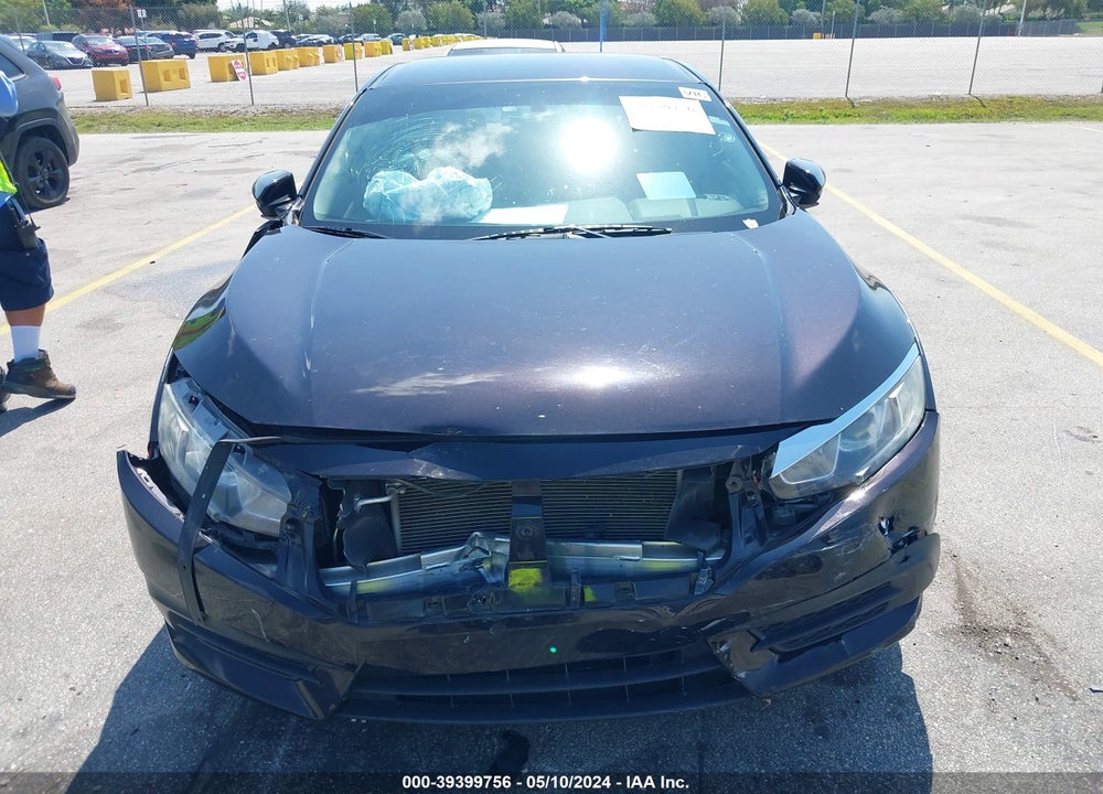 2018 HONDA CIVIC LX VIN: 19XFC2F50JE018829
