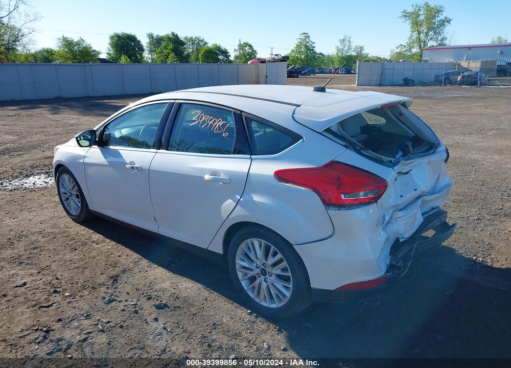 2016 FORD FOCUS TITANIUM VIN: 1FADP3N22GL307080