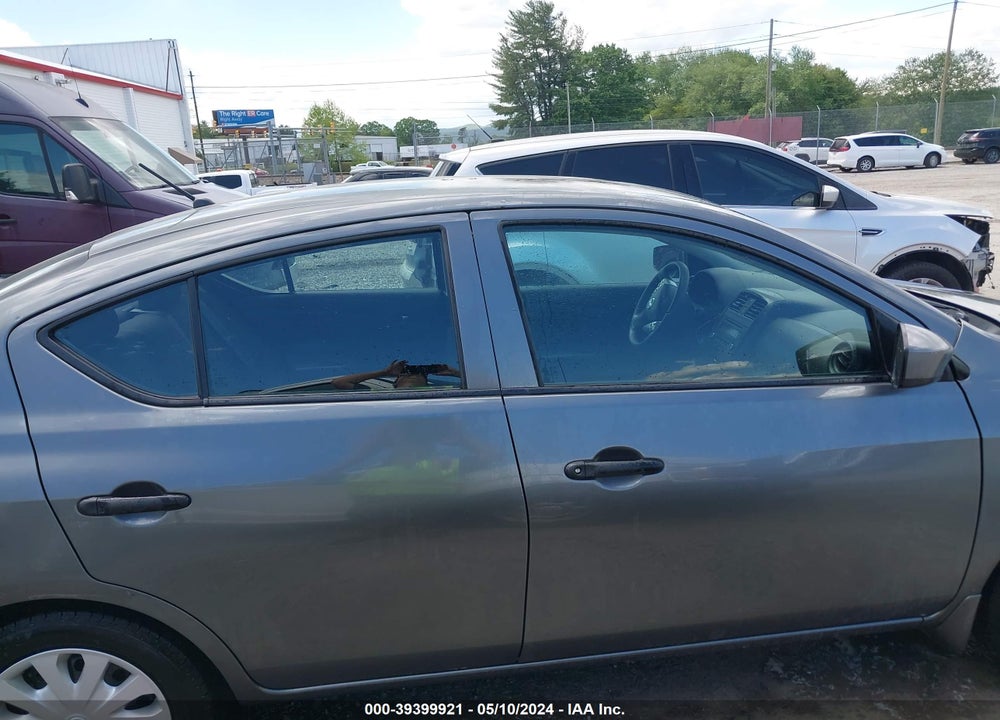 2018 NISSAN VERSA 1.6 S+ VIN: 3N1CN7AP3JL833575