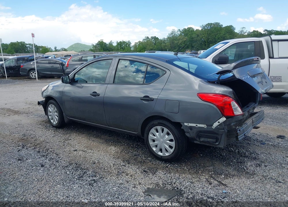 2018 NISSAN VERSA 1.6 S+ VIN: 3N1CN7AP3JL833575