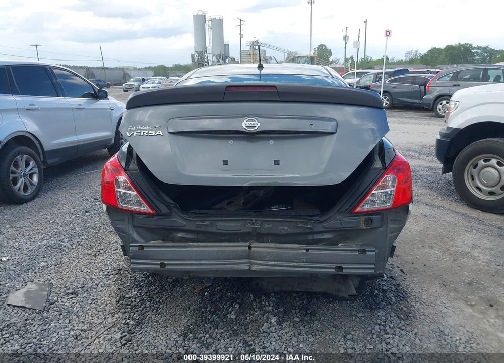 2018 NISSAN VERSA 1.6 S+ VIN: 3N1CN7AP3JL833575