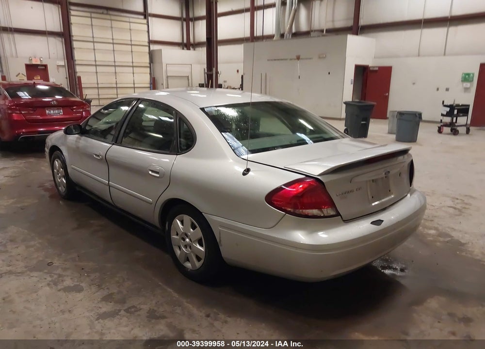 2004 FORD TAURUS SE VIN: 1FAFP53U14G192047