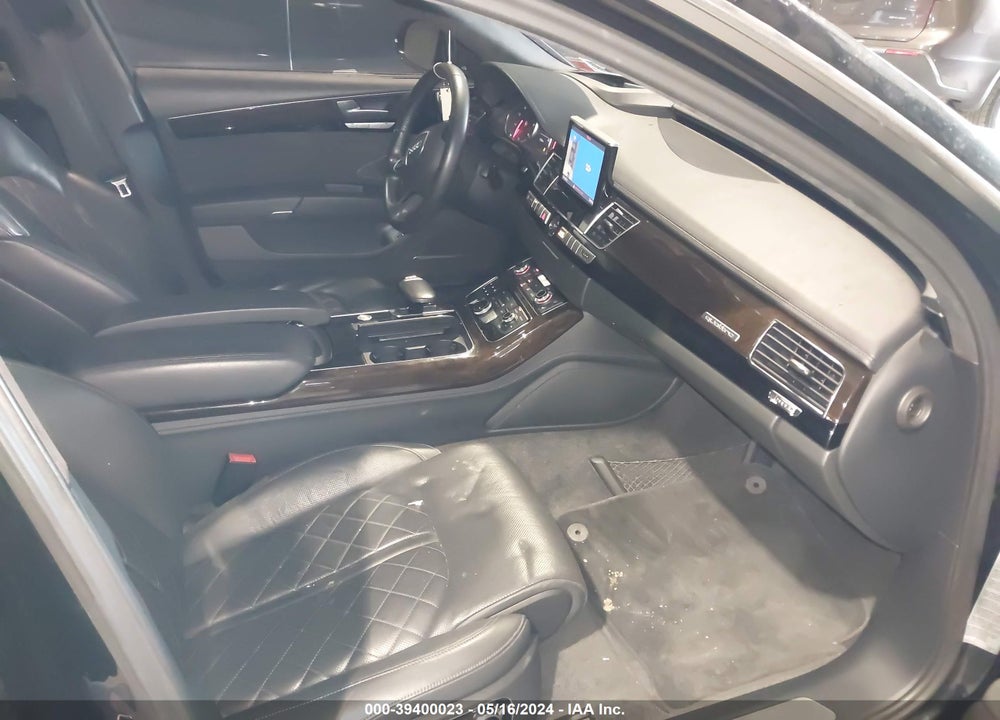 2016 AUDI A8 L 4.0T SPORT VIN: WAU43AFD4GN007813