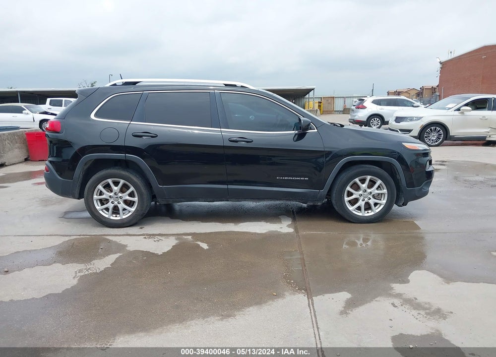 2016 JEEP CHEROKEE VIN: 1C4PJLCBXGW284125