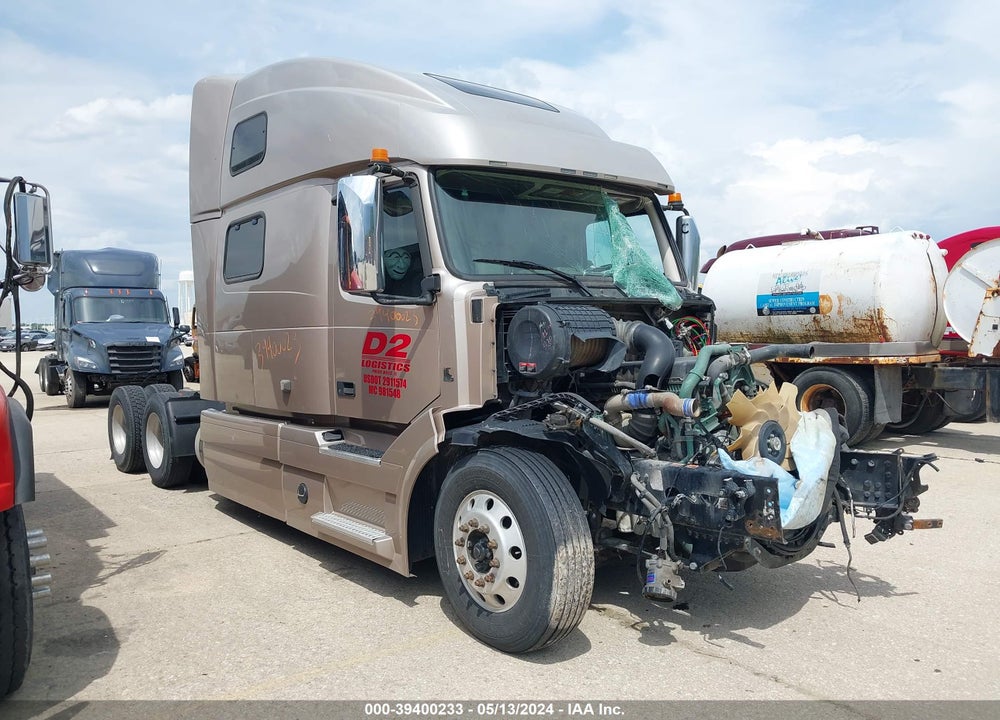 2015 VOLVO VN VNL VIN: 4V4NC9EH0FN181472