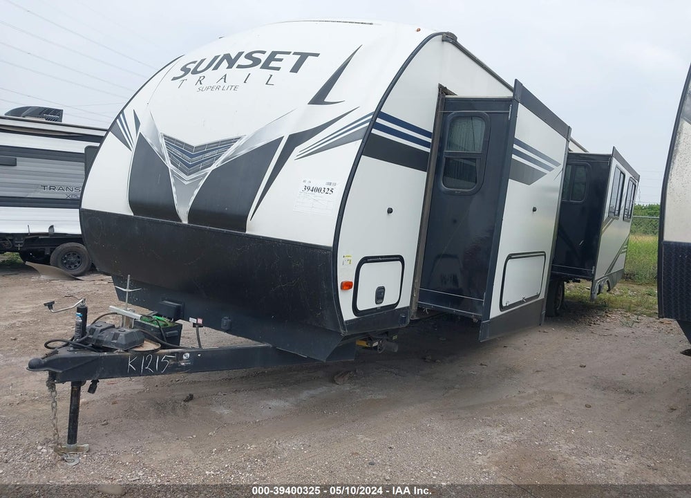 2019 KEYSTONE SUNSET TRAIL SUPER L VIN: 4YDT33026K5351215