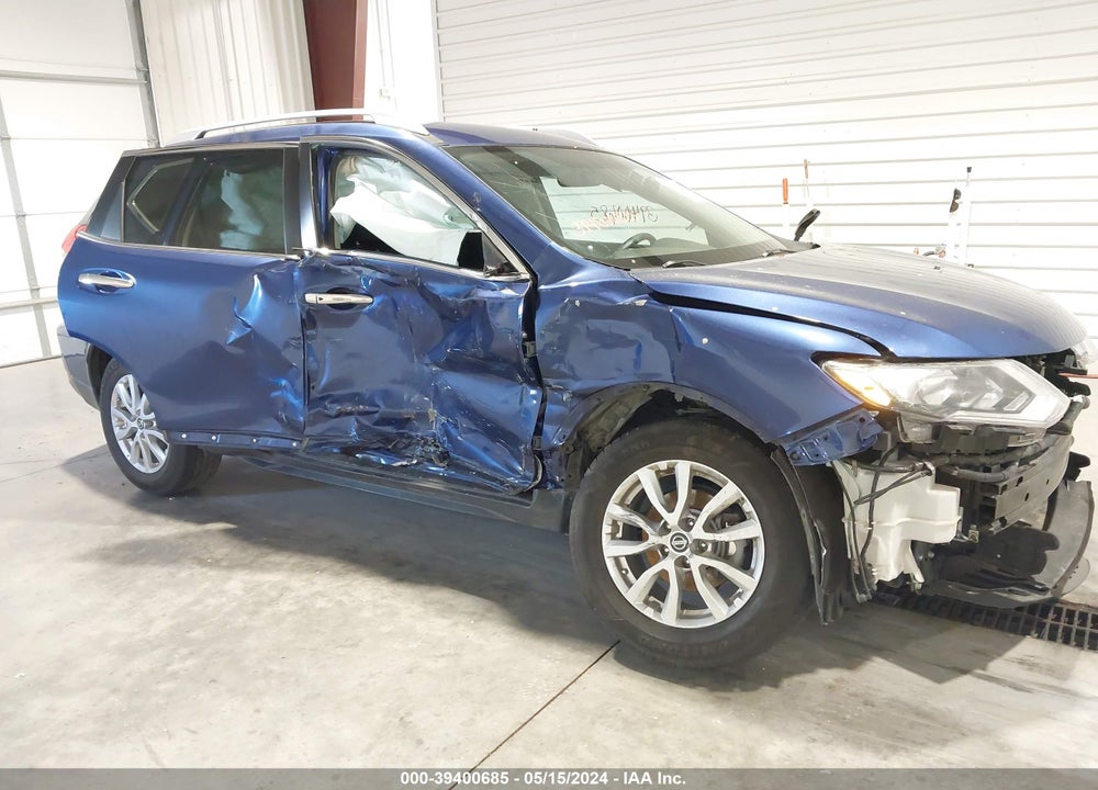2017 NISSAN ROGUE SV VIN: KNMAT2MTXHP501203