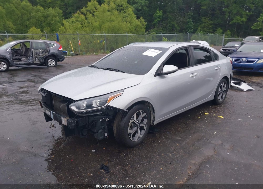 2019 KIA FORTE LXS VIN: 3KPF24AD2KE031886