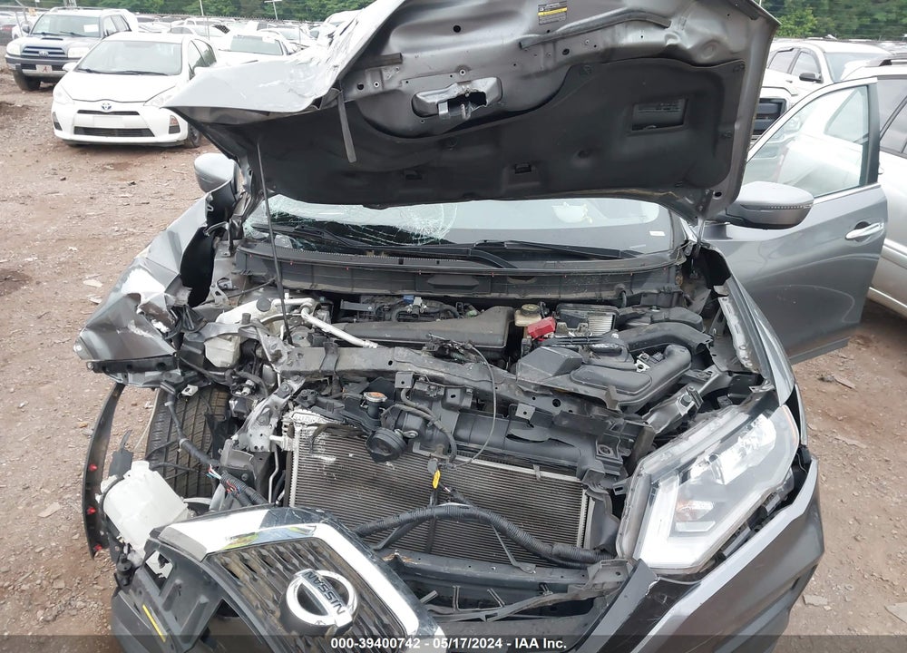 2017 NISSAN ROGUE S VIN: KNMAT2MT9HP512533