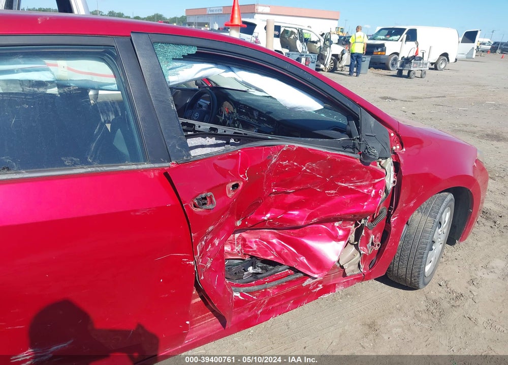 2015 TOYOTA COROLLA LE VIN: 5YFBURHE9FP305514