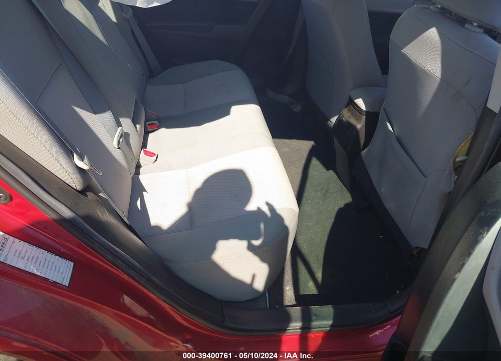 2015 TOYOTA COROLLA LE VIN: 5YFBURHE9FP305514