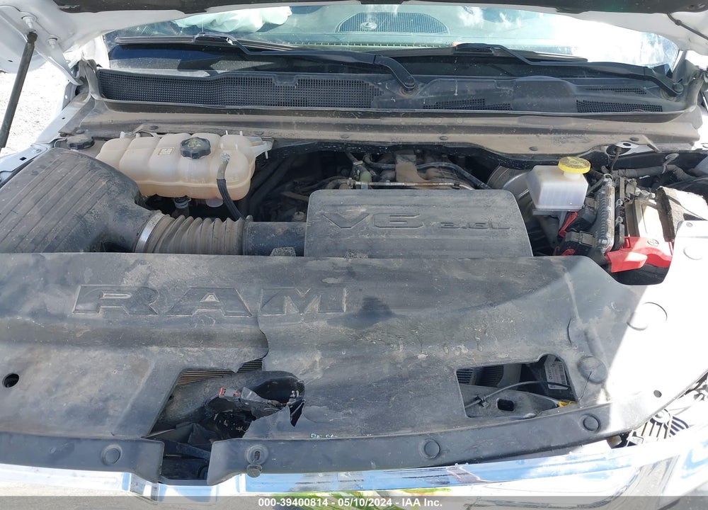 2022 RAM 1500 BIG HORN 4X4 5'7 BOX VIN: 1C6RRFFG2NN386152