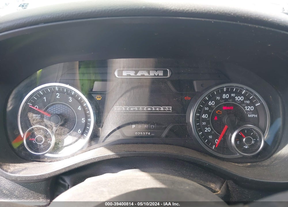2022 RAM 1500 BIG HORN 4X4 5'7 BOX VIN: 1C6RRFFG2NN386152