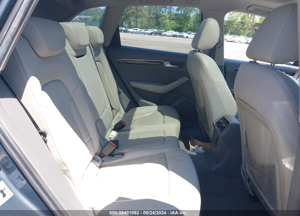 2010 AUDI Q5 3.2 PREMIUM VIN: WA1LKAFP7AA106775