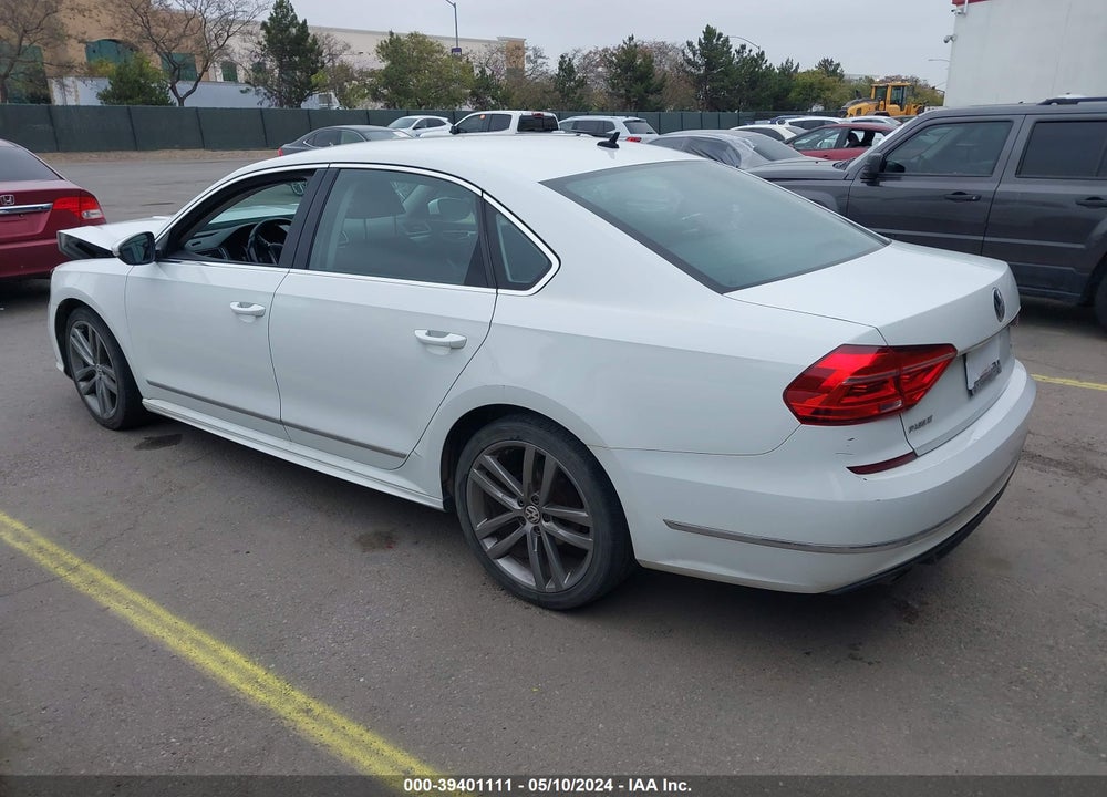 2016 VOLKSWAGEN PASSAT 1.8T R-LINE VIN: 1VWAT7A32GC045444
