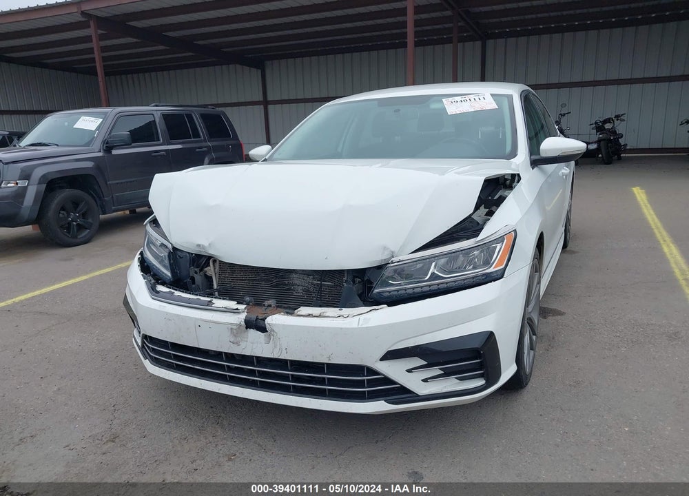 2016 VOLKSWAGEN PASSAT 1.8T R-LINE VIN: 1VWAT7A32GC045444