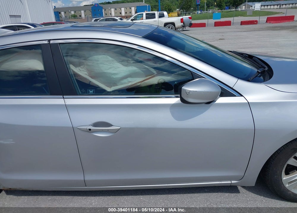 2013 ACURA ILX 2.0L VIN: 19VDE1F3XDE001737