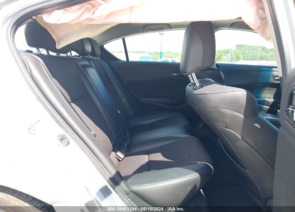 2013 ACURA ILX 2.0L VIN: 19VDE1F3XDE001737