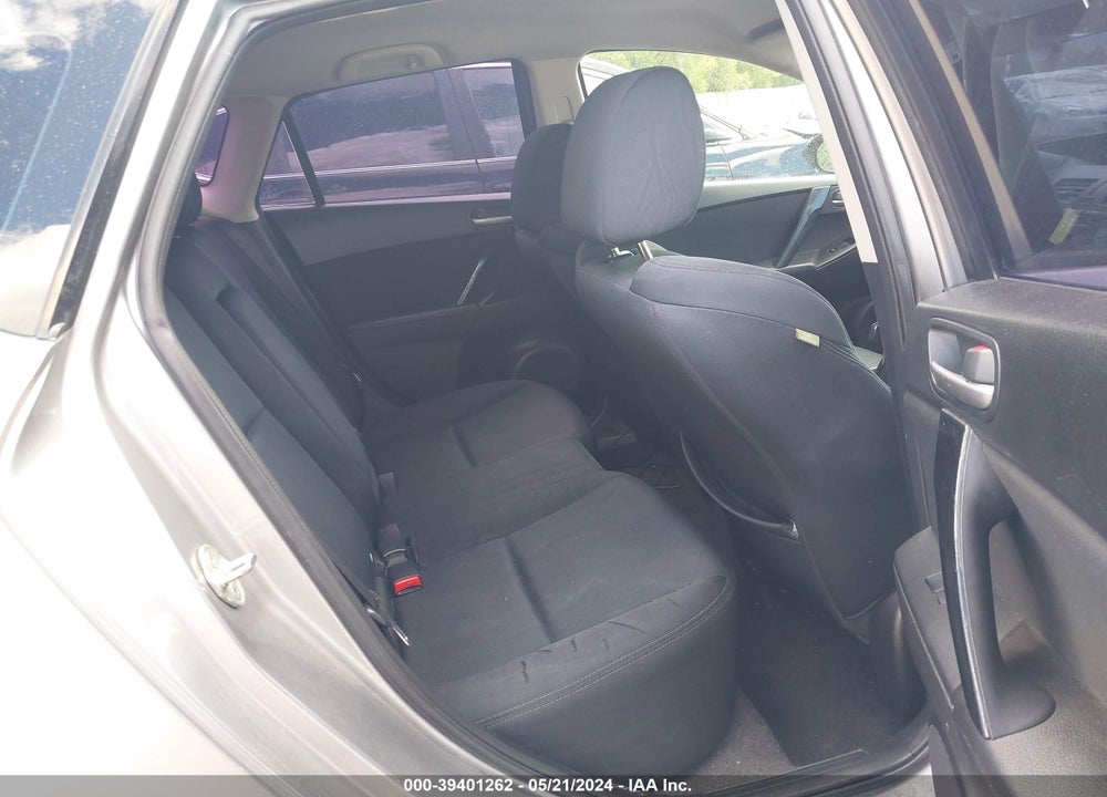 2011 MAZDA 3 S SPORT VIN: JM1BL1K56B1383874