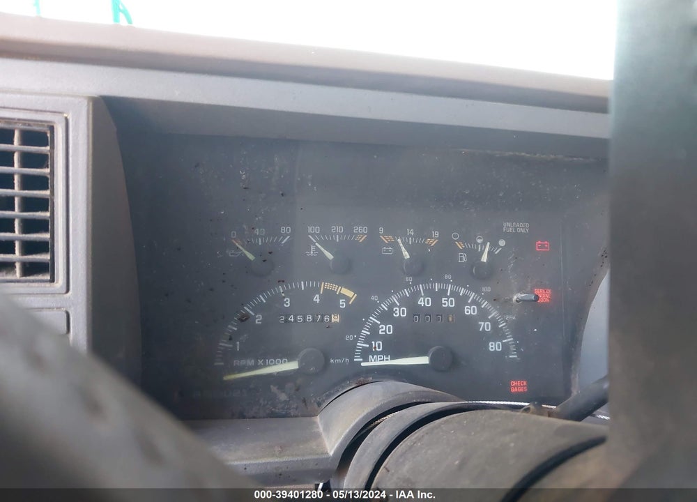 1994 CHEVROLET GMT-400 C1500 VIN: 2GCEC19K6R1255325