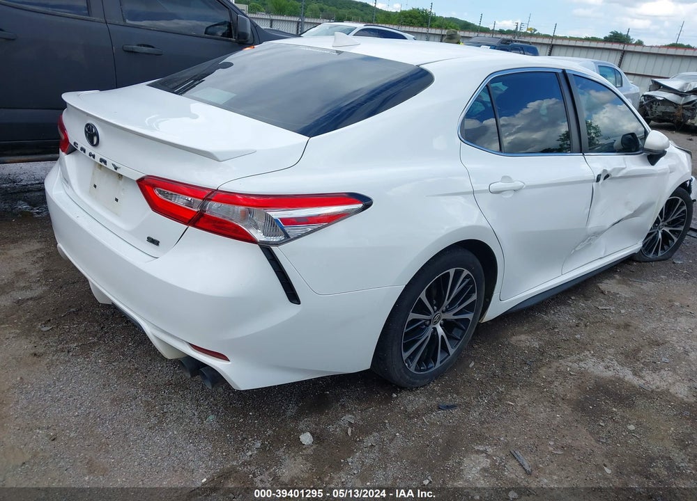 2020 TOYOTA CAMRY SE VIN: 4T1G11AK6LU386935